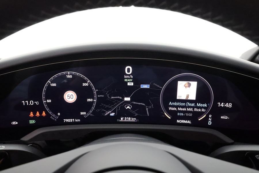 Porsche Taycan vaihtoauto