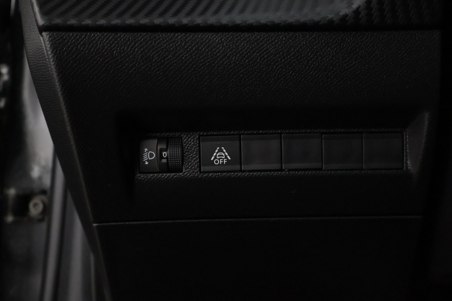 Peugeot e-208 vaihtoauto