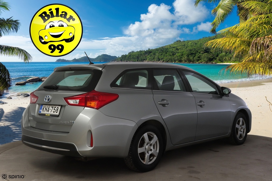 Toyota Auris vaihtoauto