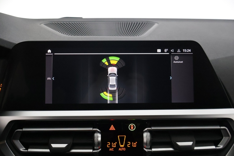BMW 330 vaihtoauto
