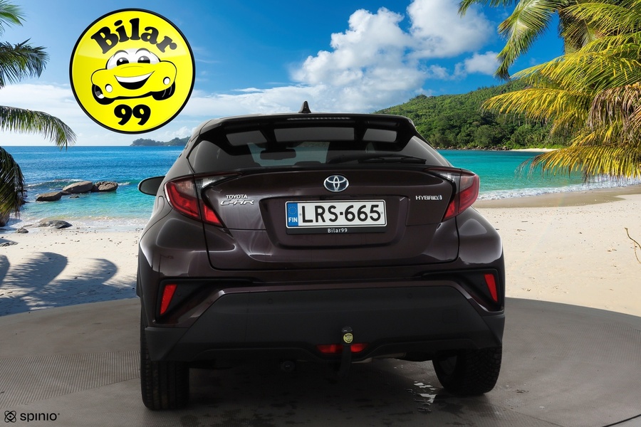 Toyota C-HR vaihtoauto