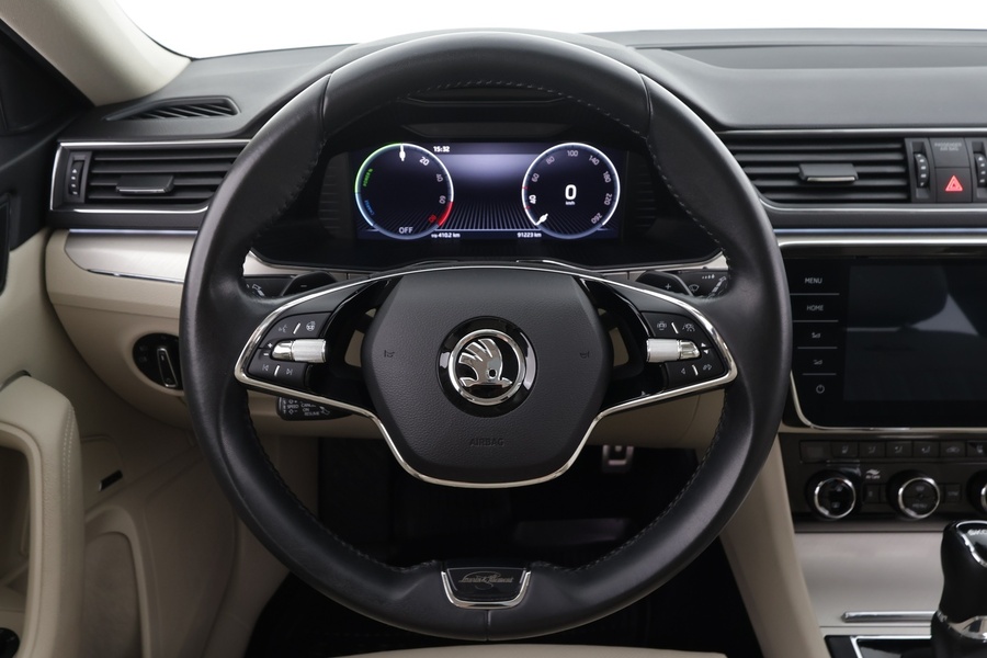 Skoda Superb vaihtoauto