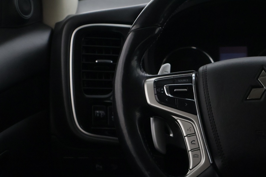 Mitsubishi Outlander vaihtoauto