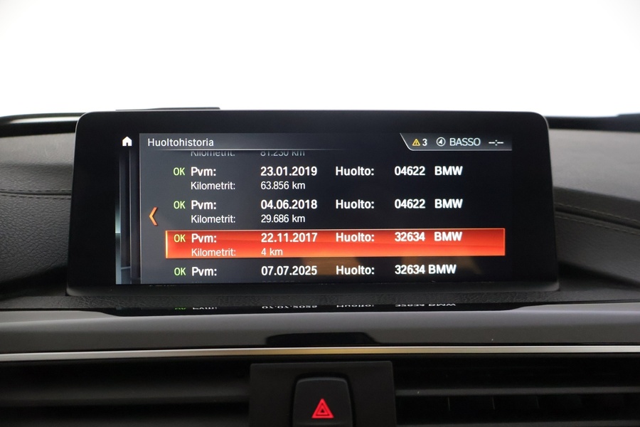 BMW 330 vaihtoauto