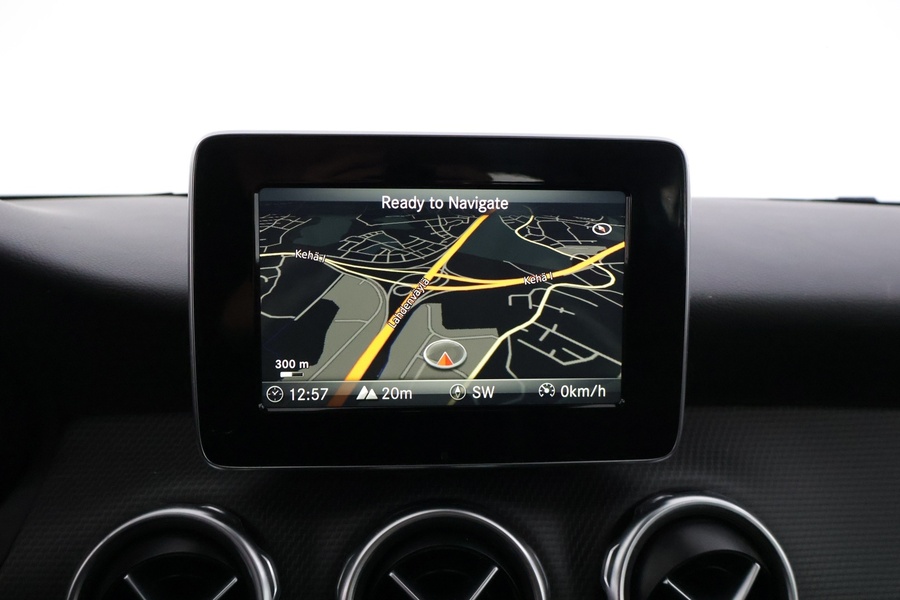 Mercedes-Benz GLA vaihtoauto