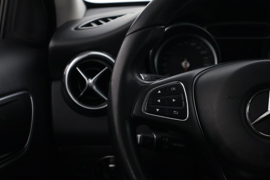 Mercedes-Benz GLA vaihtoauto