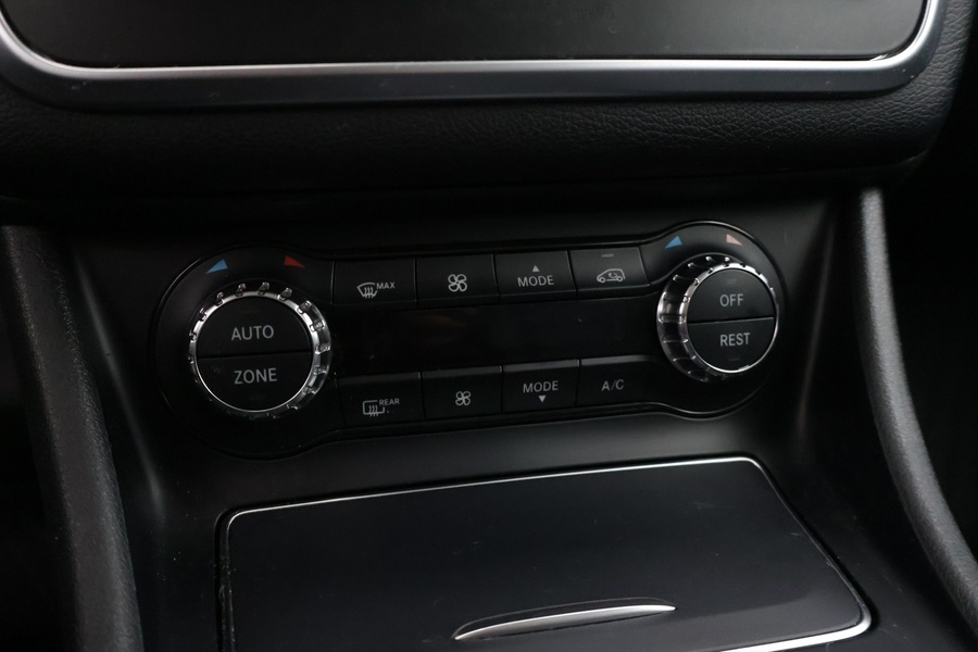 Mercedes-Benz GLA vaihtoauto