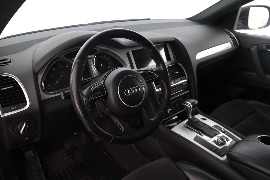 Audi Q7 vaihtoauto