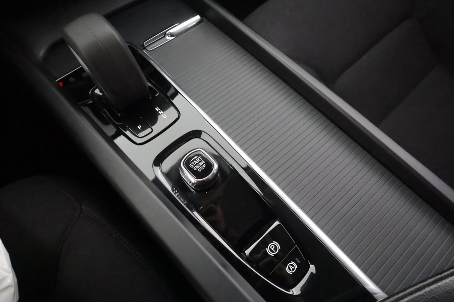 Volvo V60 Cross Country vaihtoauto