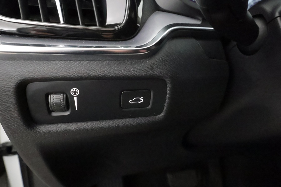 Volvo V60 Cross Country vaihtoauto