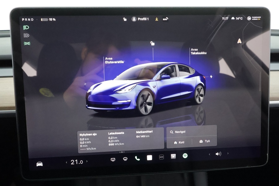 Tesla Model 3 vaihtoauto