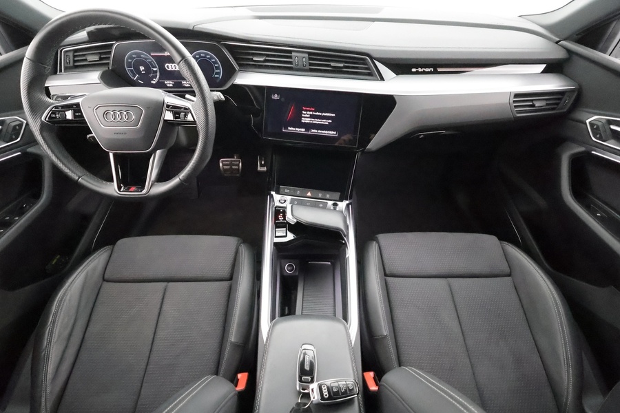 Audi Q8 e-tron vaihtoauto