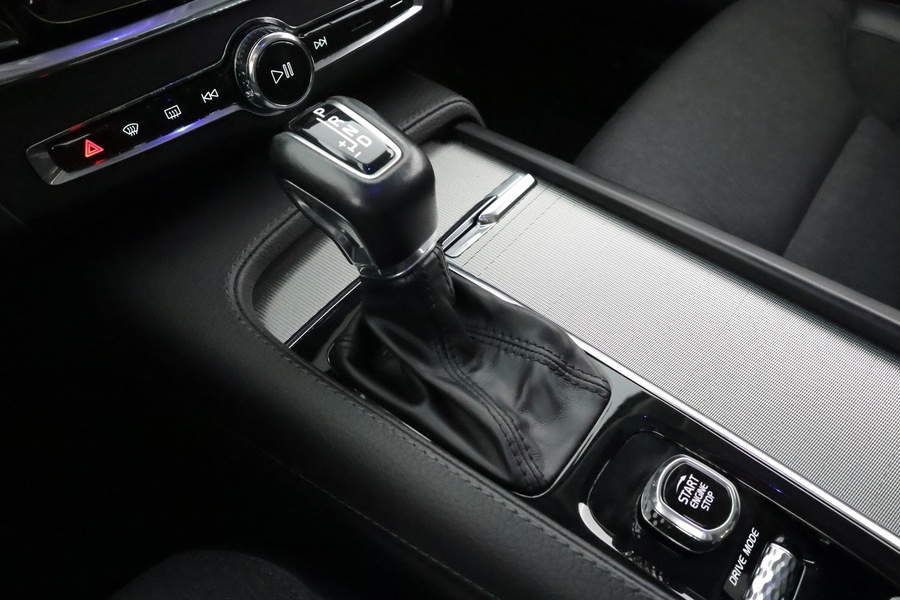 Volvo V90 Cross Country vaihtoauto