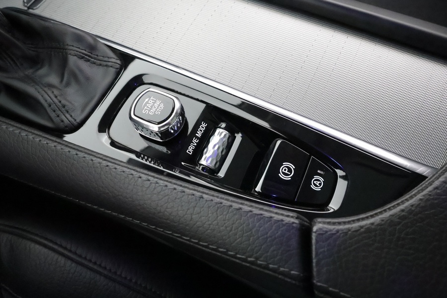 Volvo V90 Cross Country vaihtoauto