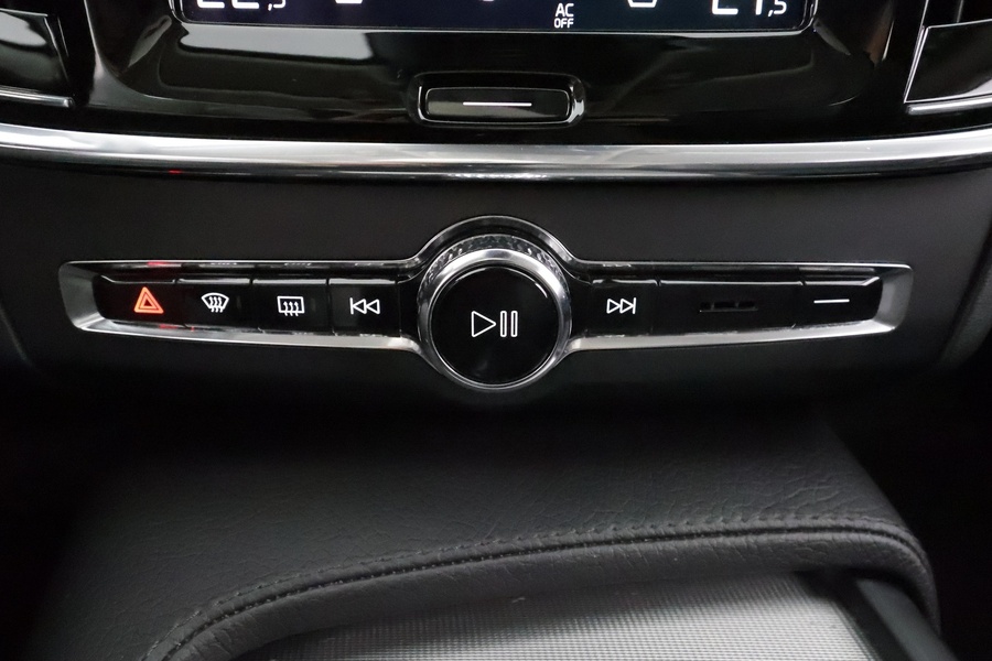 Volvo V90 Cross Country vaihtoauto