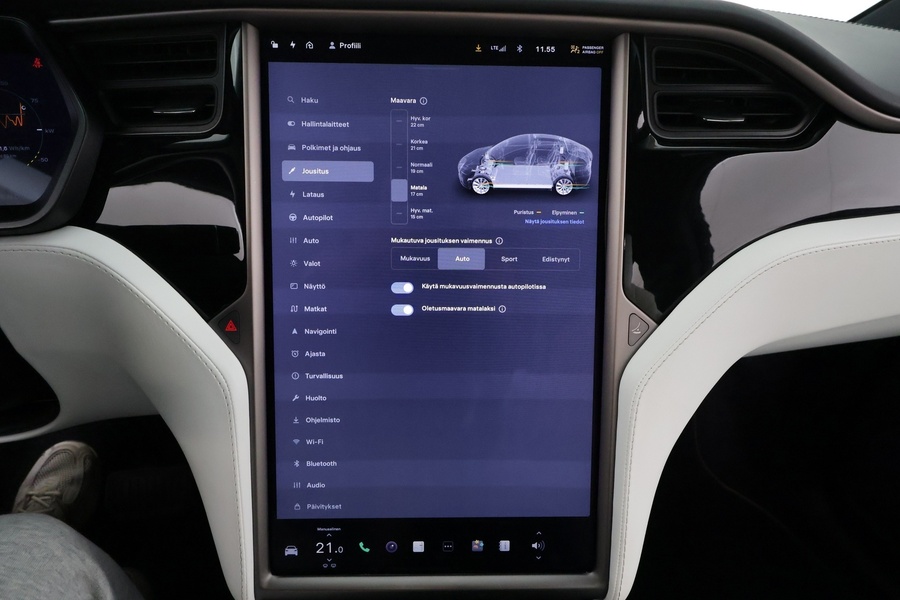 Tesla Model X vaihtoauto