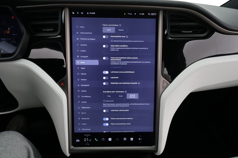 Tesla Model X vaihtoauto