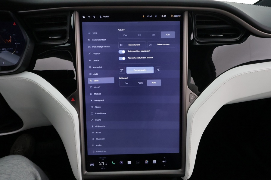 Tesla Model X vaihtoauto