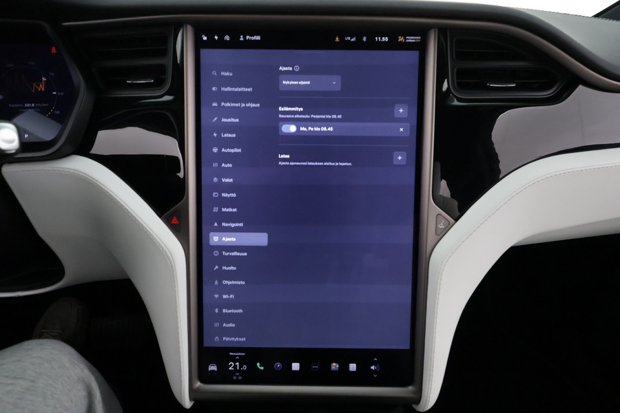 Tesla Model X vaihtoauto