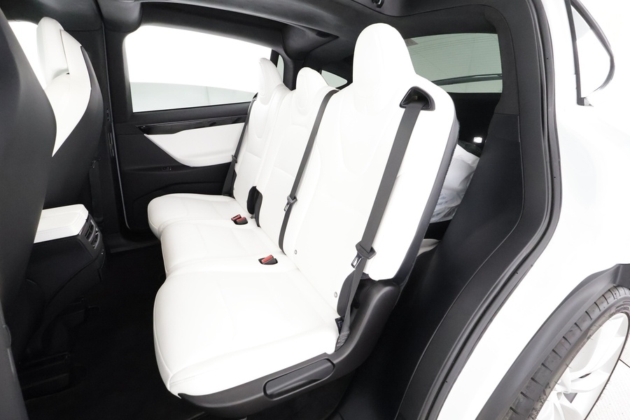 Tesla Model X vaihtoauto