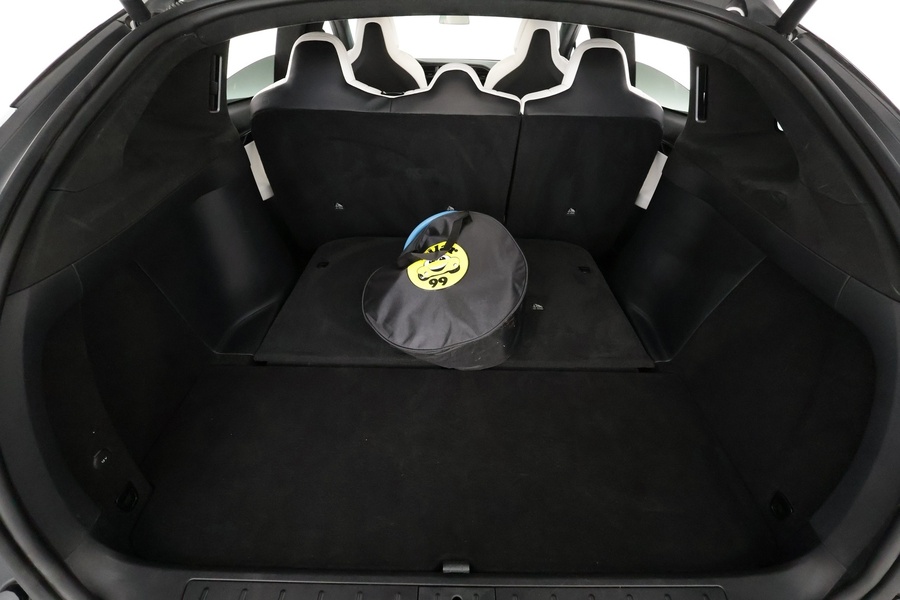 Tesla Model X vaihtoauto