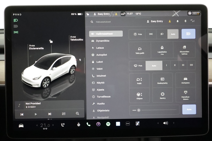 Tesla Model Y vaihtoauto