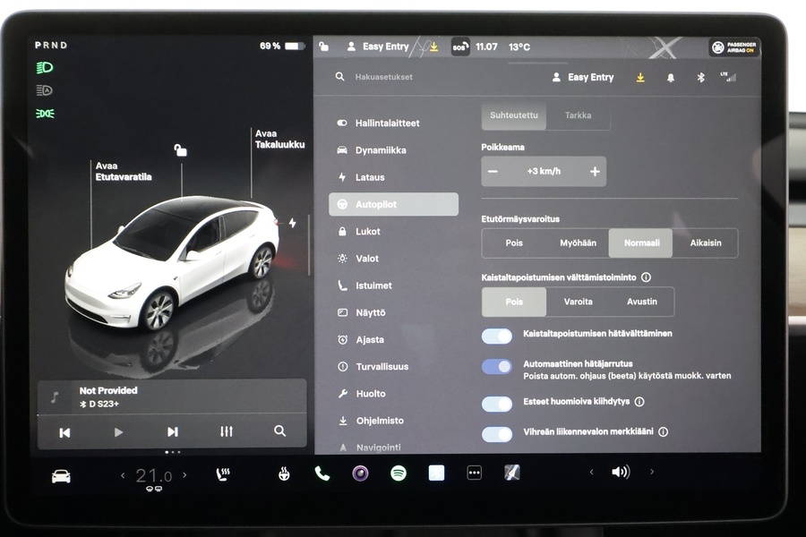 Tesla Model Y vaihtoauto