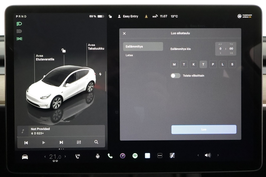 Tesla Model Y vaihtoauto