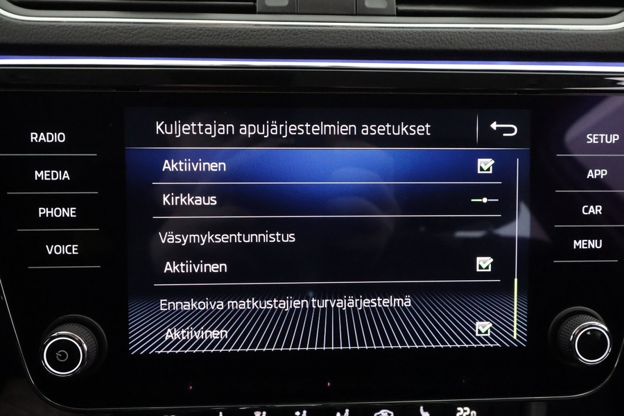 Skoda Superb vaihtoauto