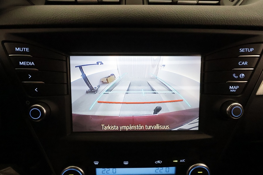 Toyota Avensis vaihtoauto