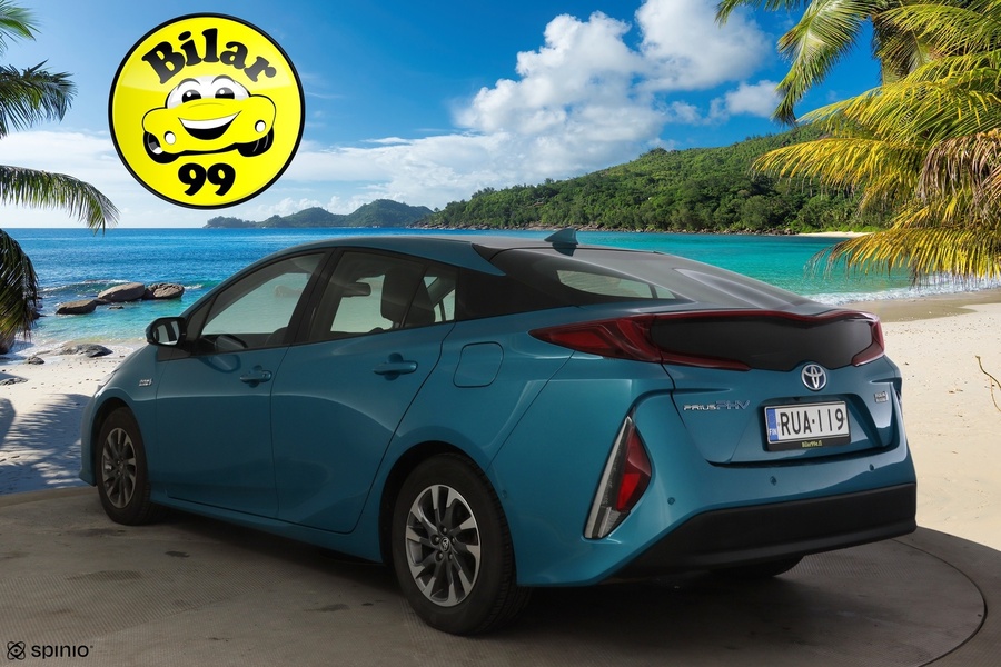 Toyota Prius Plug-in vaihtoauto
