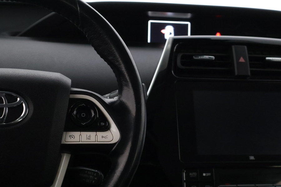 Toyota Prius Plug-in vaihtoauto