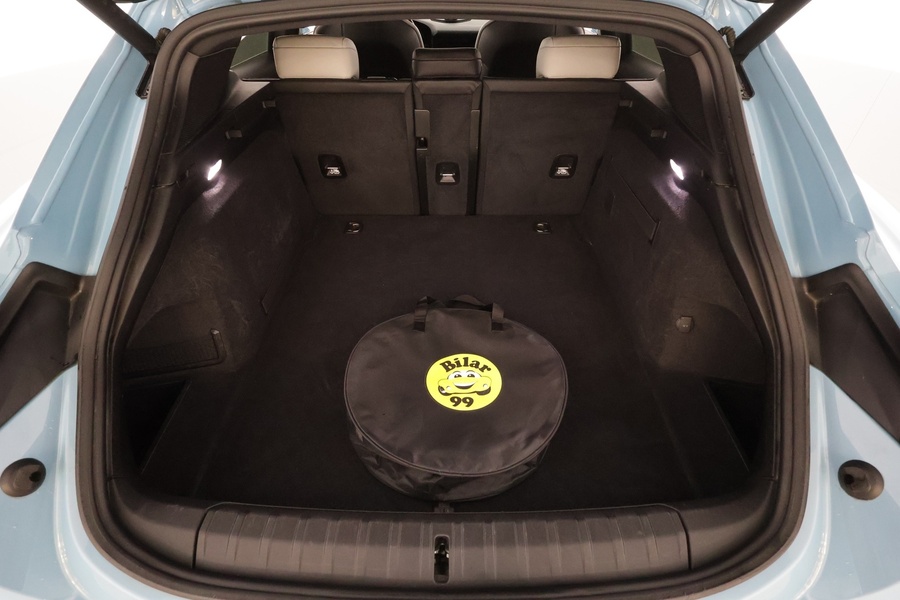 Porsche Taycan vaihtoauto