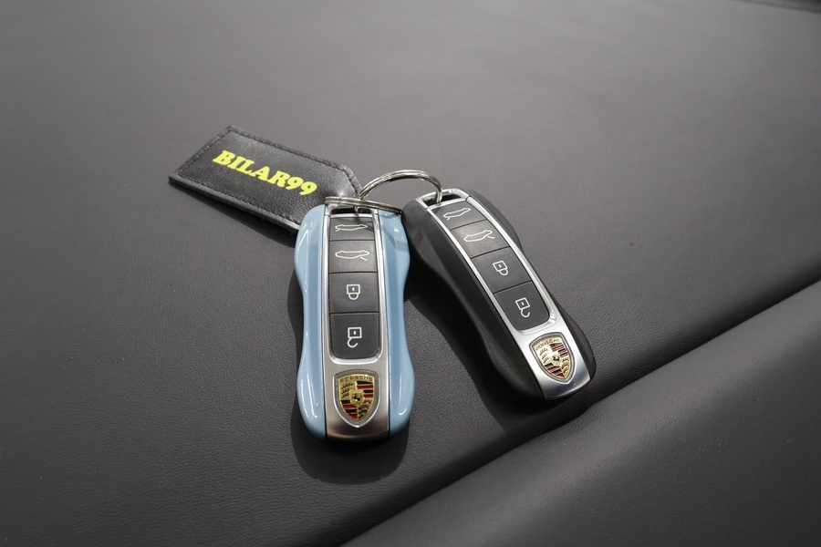 Porsche Taycan vaihtoauto