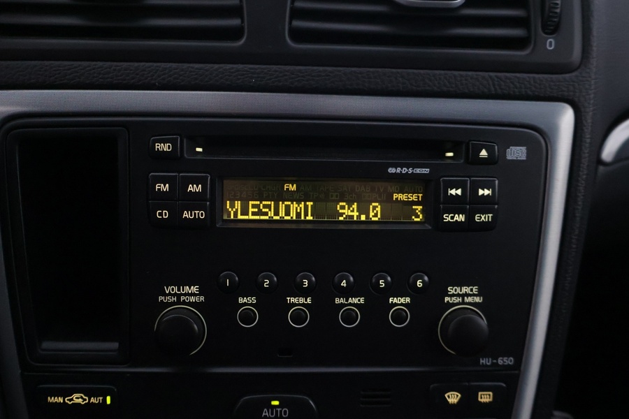 Volvo V70 vaihtoauto