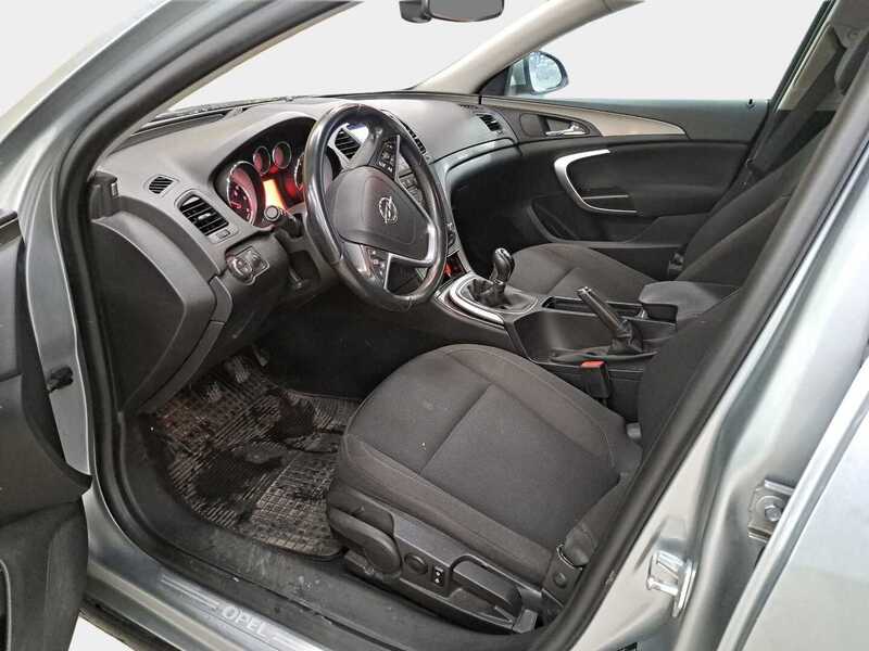 Opel Insignia vaihtoauto