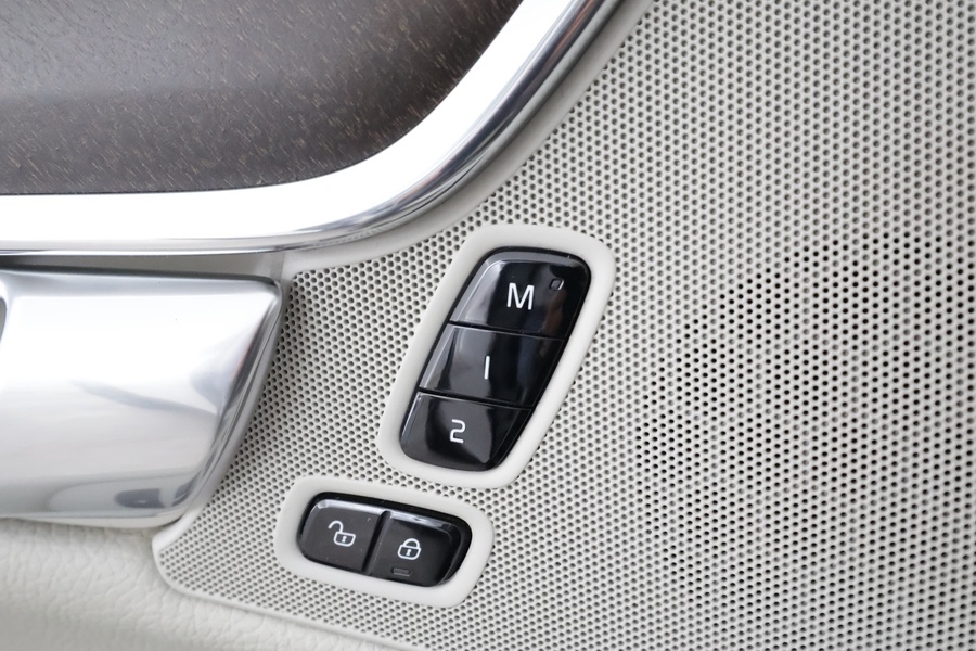 Volvo V90 Cross Country vaihtoauto