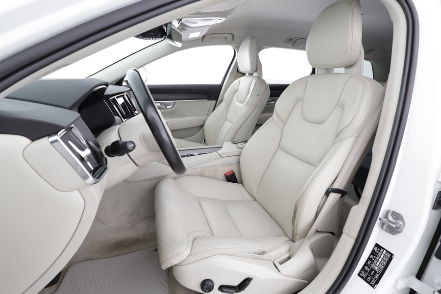 Volvo V90 Cross Country vaihtoauto