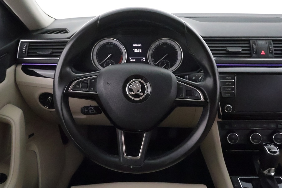 Skoda Superb vaihtoauto