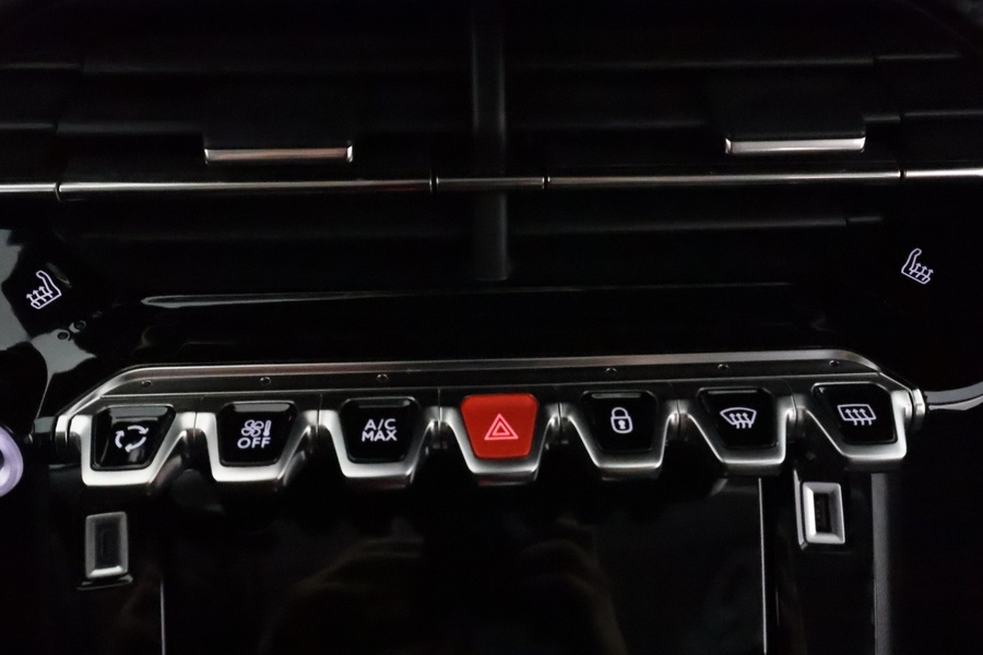 Peugeot e-2008 vaihtoauto