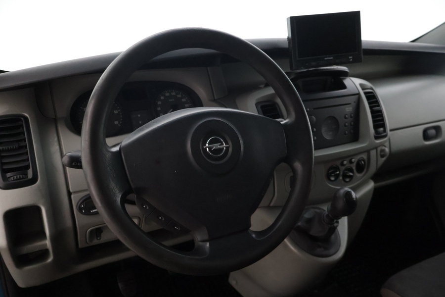 Opel Vivaro vaihtoauto