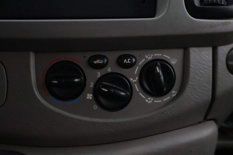 Opel Vivaro vaihtoauto