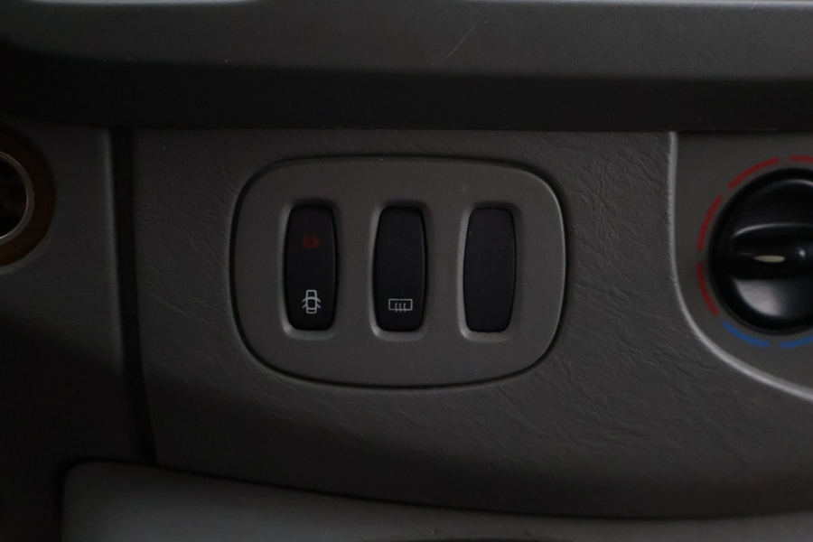 Opel Vivaro vaihtoauto