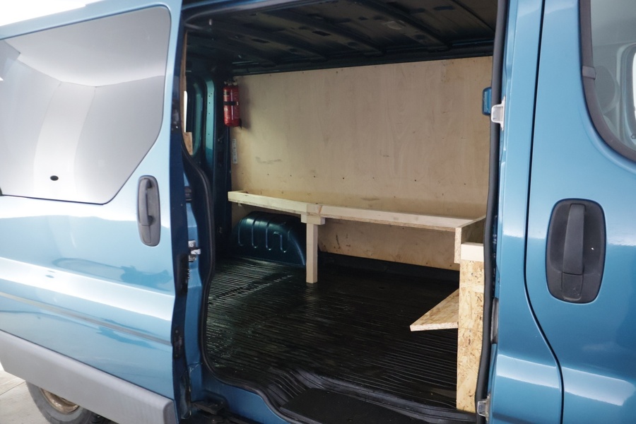 Opel Vivaro vaihtoauto