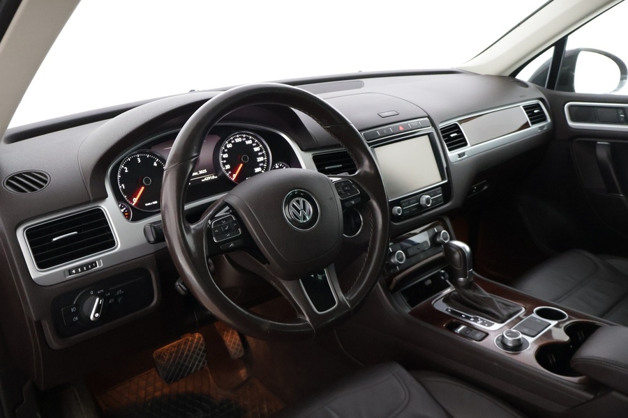 Volkswagen Touareg vaihtoauto