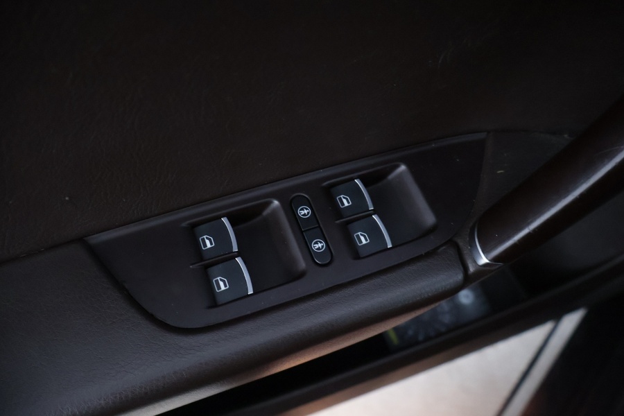 Volkswagen Touareg vaihtoauto