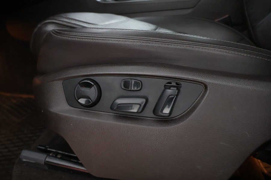 Volkswagen Touareg vaihtoauto