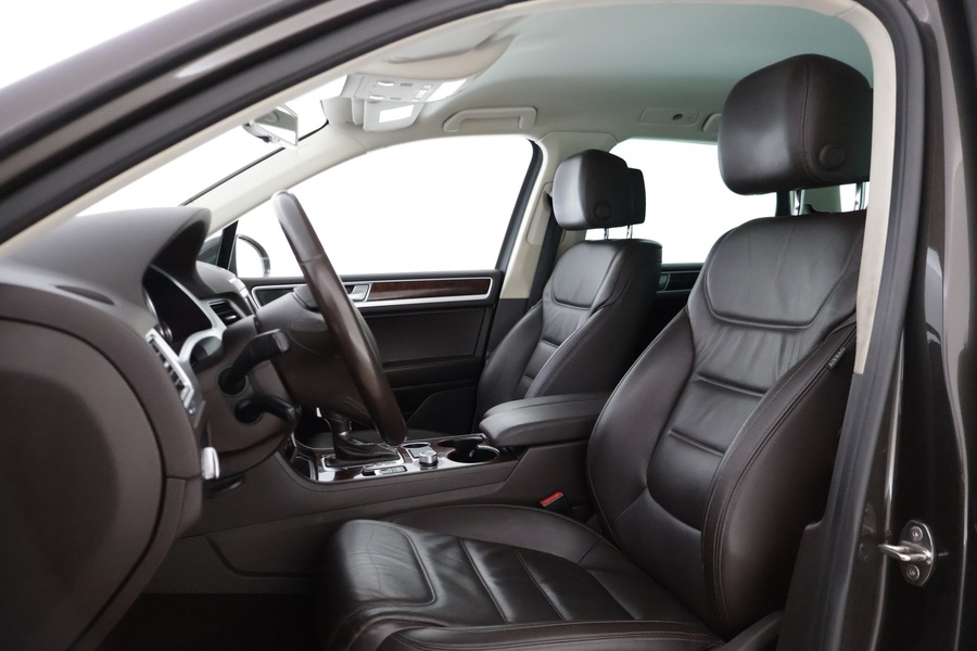 Volkswagen Touareg vaihtoauto