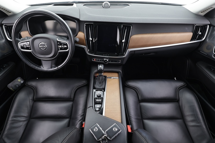 Volvo S90 vaihtoauto