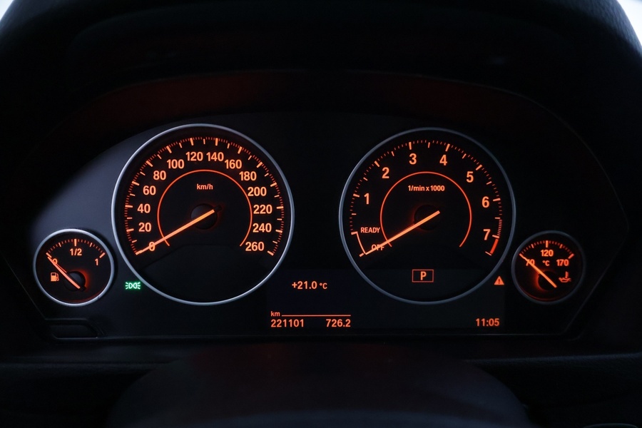 BMW 320 vaihtoauto